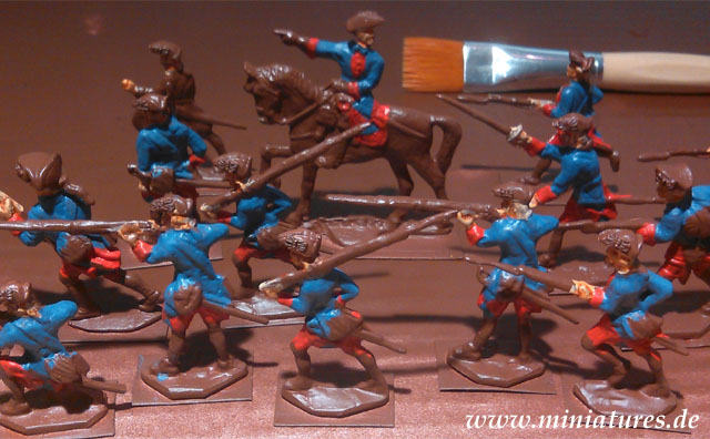 Untermalen 40 mm großer, halbrunder Prince August Figuren.